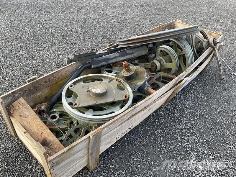 CLAAS 6000 Series (C84) Pulleys 기타 부품