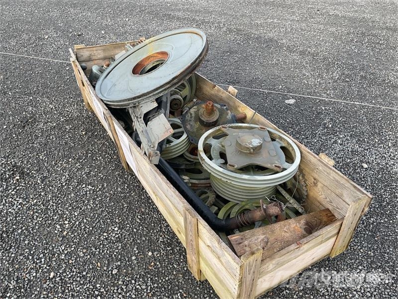 CLAAS 6000 Series (C84) Pulleys 기타 부품