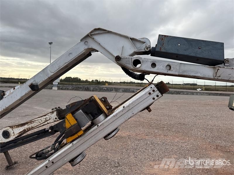 CLAAS Ares 836RZ 4x4 Tracteur Agricole 4WD Tractor Traktory