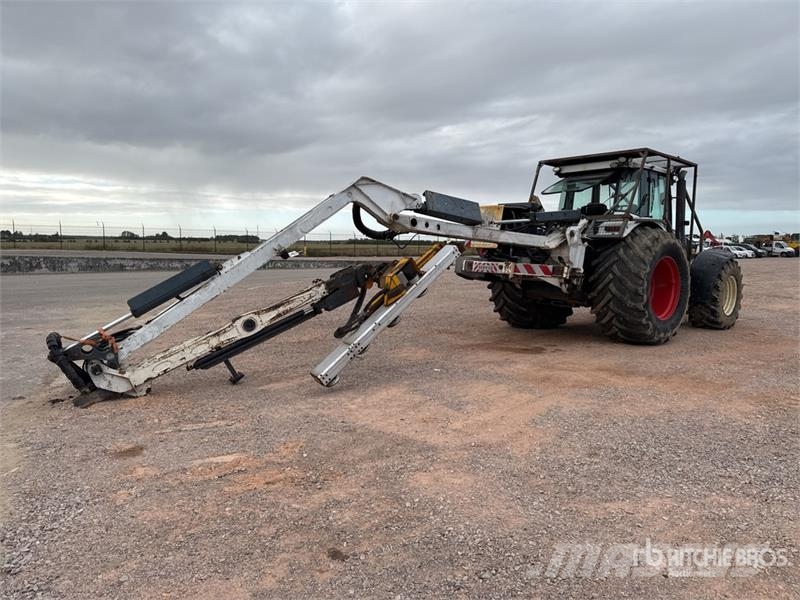 CLAAS Ares 836RZ 4x4 Tracteur Agricole 4WD Tractor Traktory