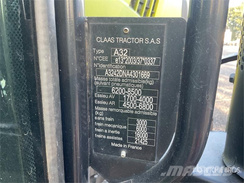 CLAAS Arion 450 CIS 4WD Tractor Tractoare
