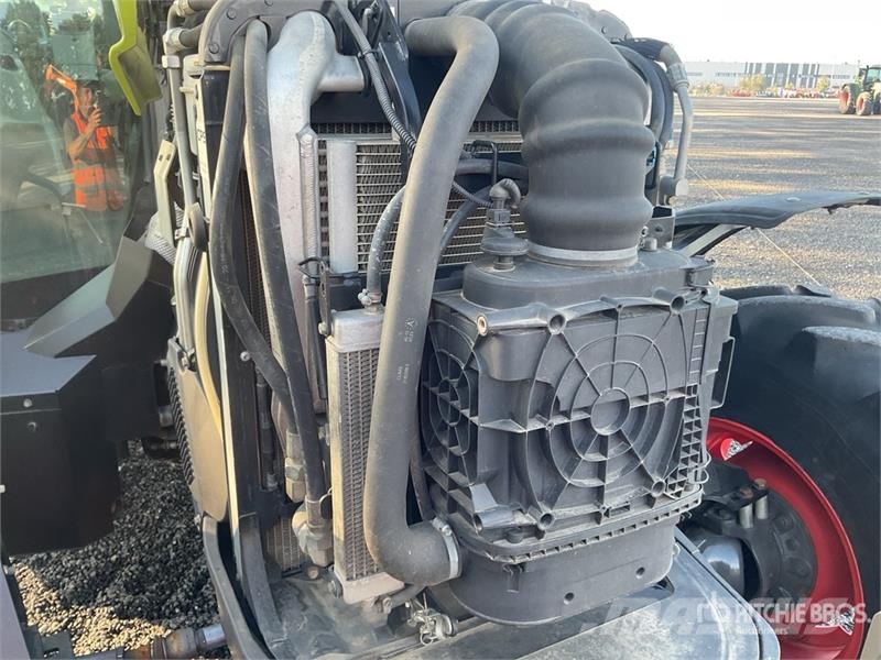 CLAAS Arion 450 CIS 4WD Tractor Tractoare