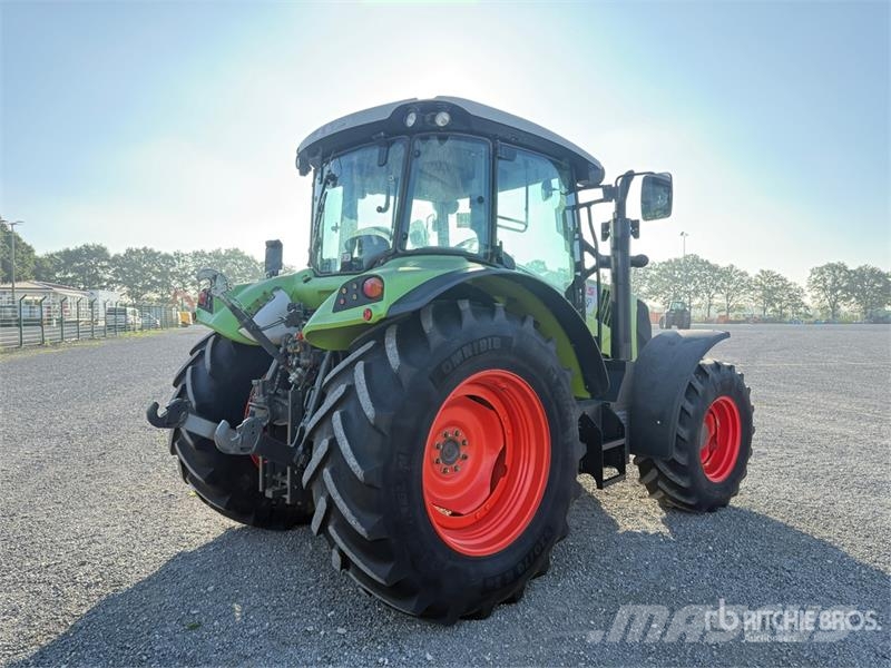 CLAAS Arion 450 CIS 4WD Tractor Tractoare