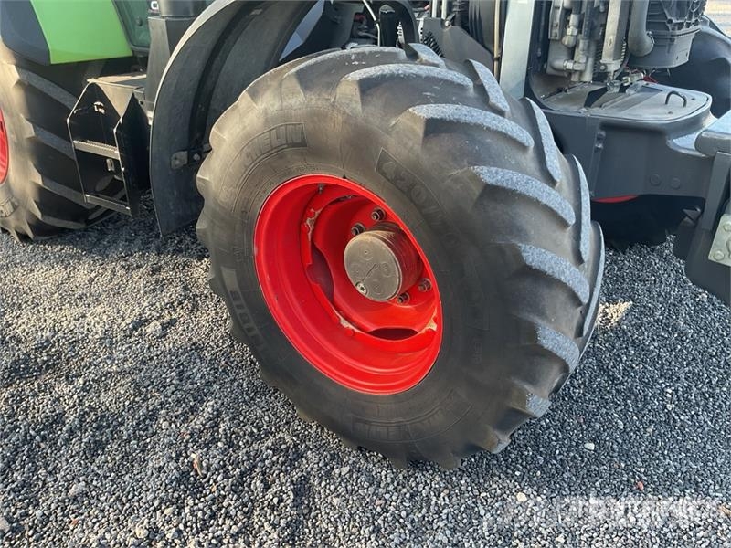 CLAAS Arion 450 CIS 4WD Tractor Tractoare