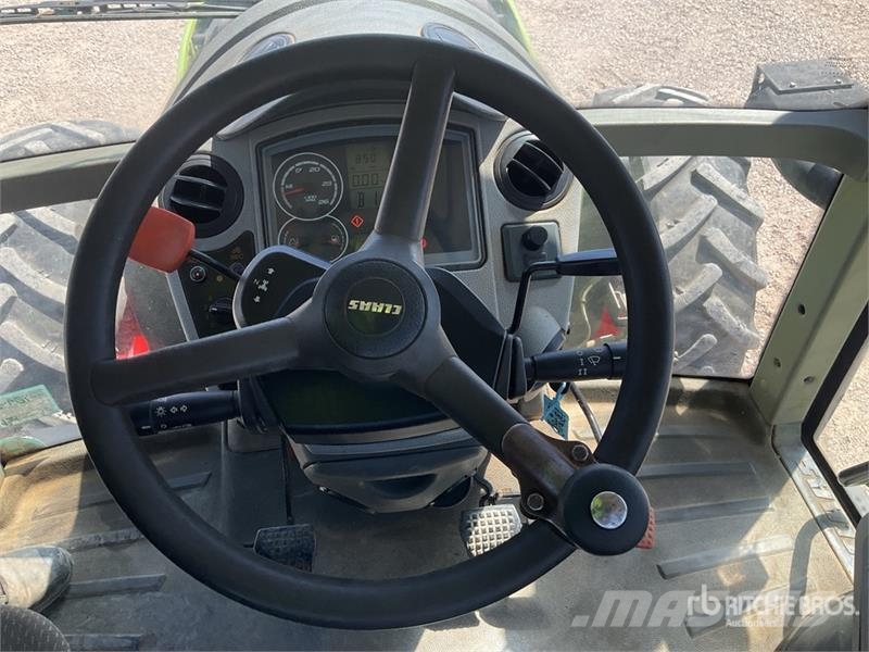 CLAAS Arion 510 4WD Tractor 트랙터
