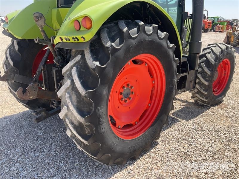 CLAAS Arion 510 4WD Tractor 트랙터