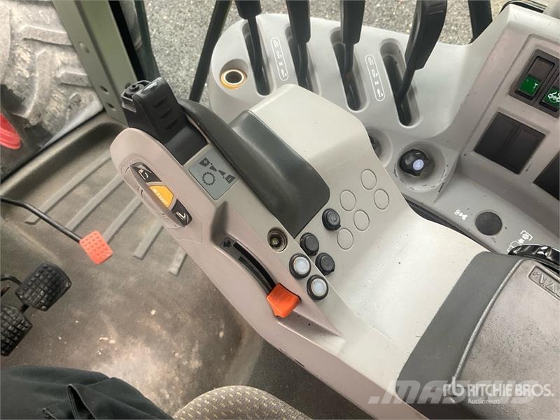 CLAAS Arion 630 CIS 4WD Tractor トラクター