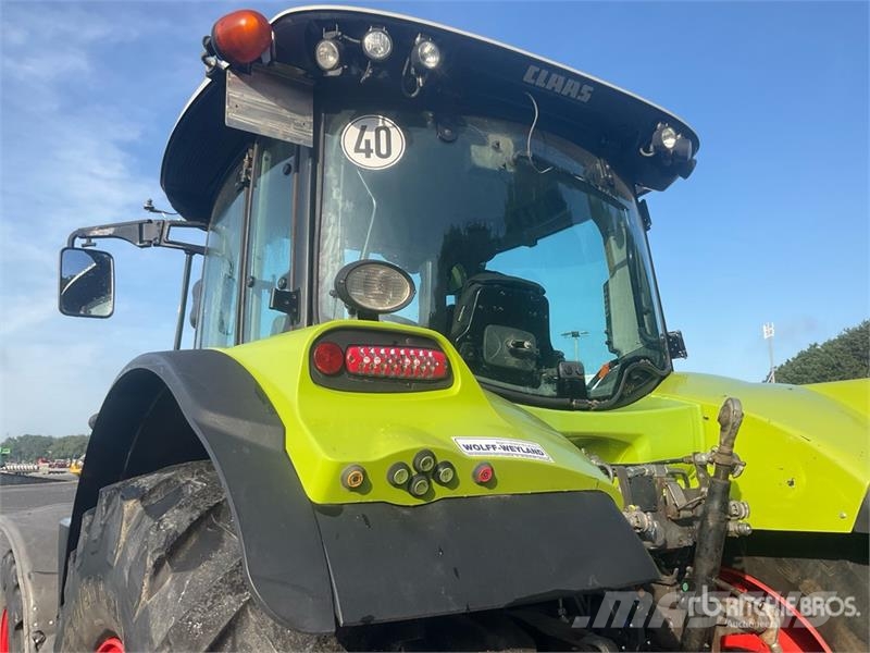 CLAAS Arion 640 4WD Tractor Traktori