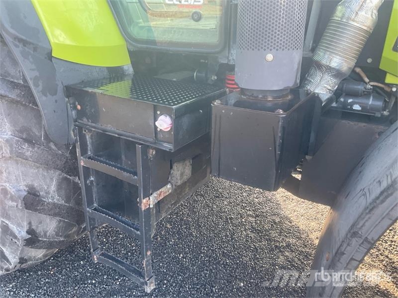 CLAAS Arion 640 4WD Tractor Traktori