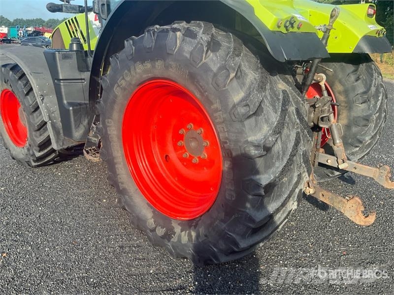 CLAAS Arion 640 4WD Tractor Traktori