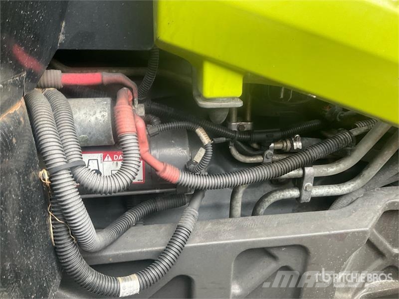 CLAAS Arion 650 CIS 4WD Tractor トラクター