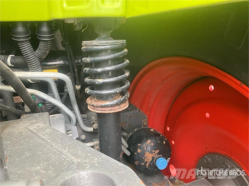 CLAAS Arion 650 CIS 4WD Tractor トラクター