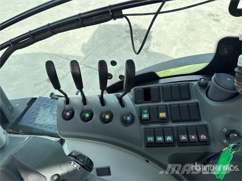 CLAAS Axion 800 4x4 Tracteur Agricole 4WD Tractor Traktoren