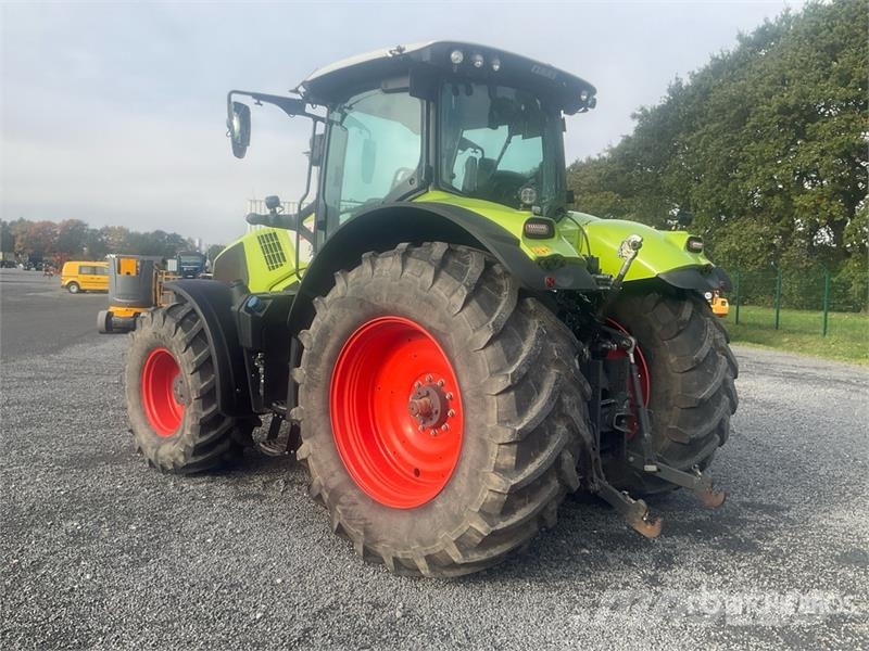 CLAAS Axion 810 4WD Tractor Traktori
