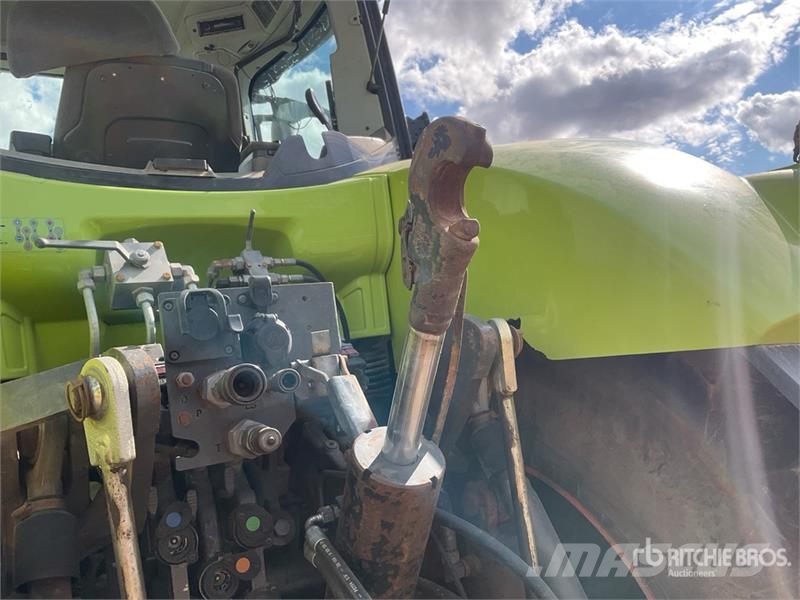 CLAAS Axion 960 الجرارات