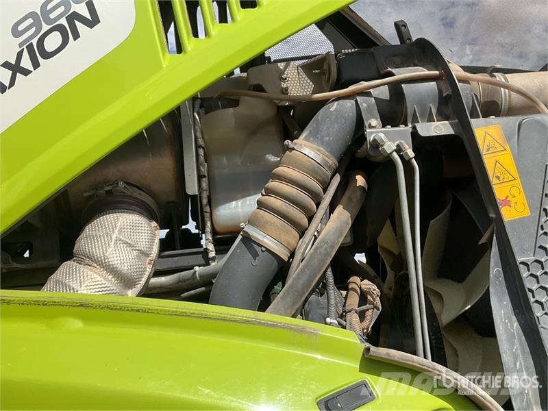 CLAAS Axion 960 الجرارات