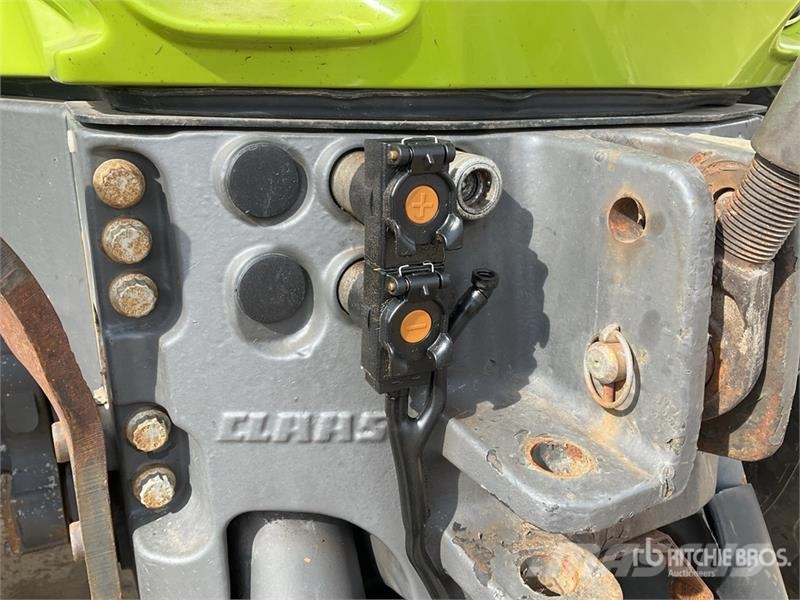 CLAAS Axion 960 4WD Tractor Traktorer