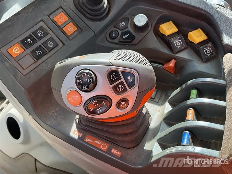 CLAAS Axion 960 4WD Tractor Traktorer
