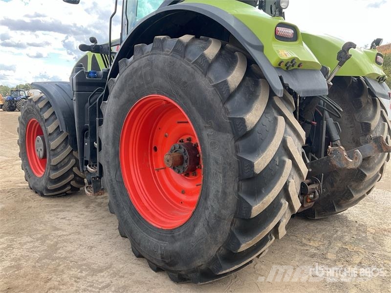 CLAAS Axion 960 4WD Tractor Traktorer