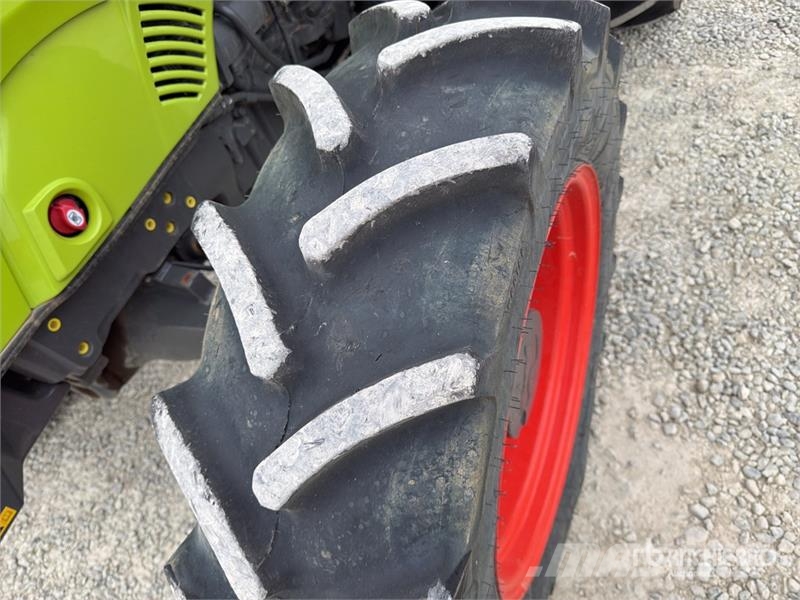 CLAAS Elios 210 4WD Tractor Traktorji