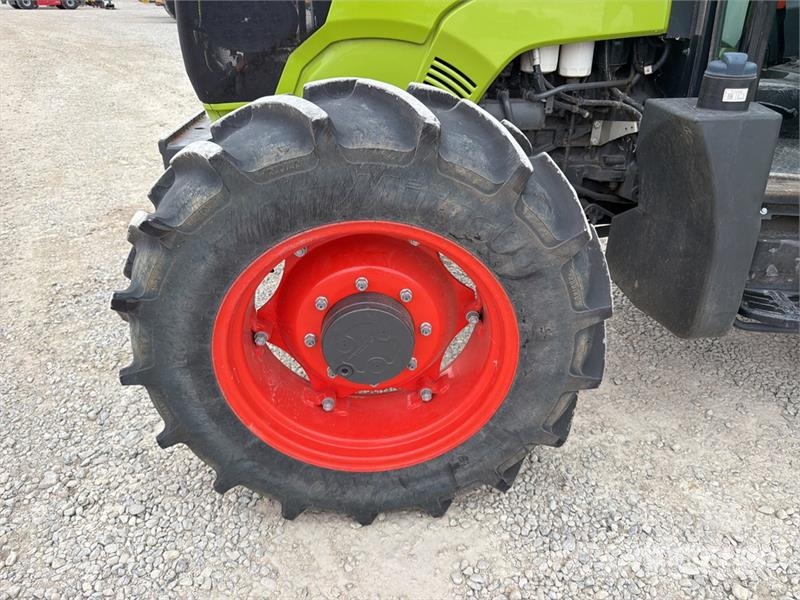 CLAAS Elios 210 4WD Tractor Traktorji