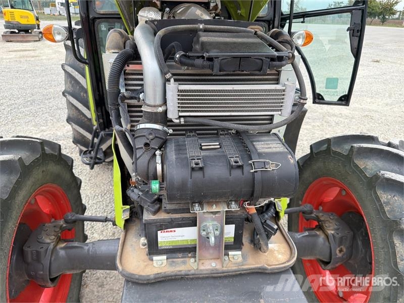 CLAAS Elios 210 4WD Tractor Traktorji