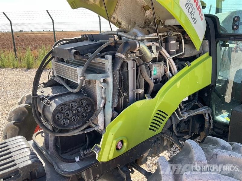 CLAAS Elios 240 4WD Tractor 트랙터