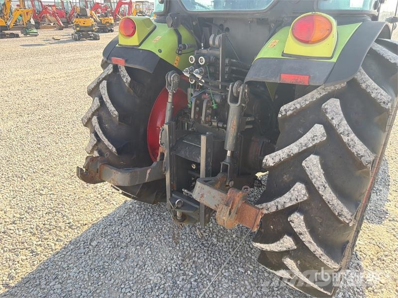 CLAAS Nexos 220VL 4WD Tractor Trattori