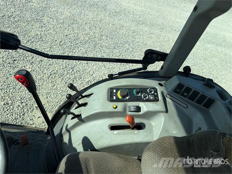 CLAAS Nexos 220VL 4WD Tractor Trattori
