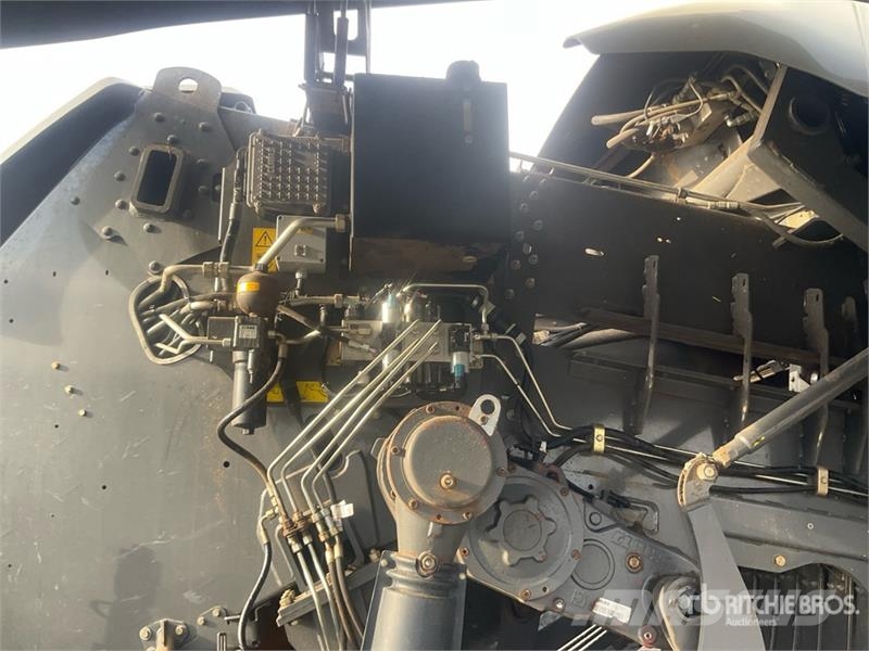 CLAAS Quadrant 3300 RC Big Square Baler Küp balya makinalari