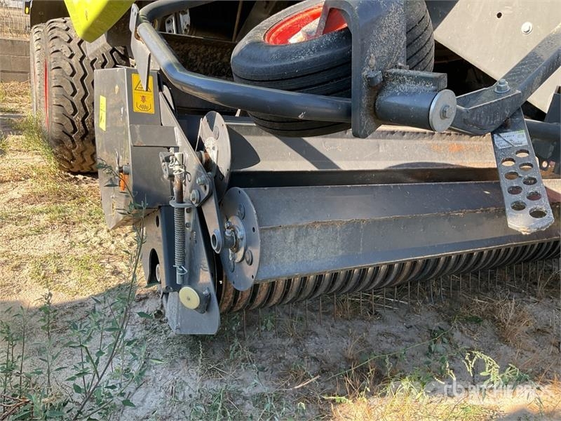 CLAAS QUADRANT 5200 Round Baler Rolo balirke