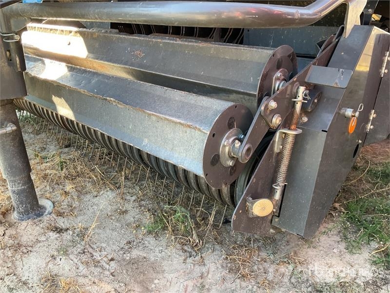 CLAAS QUADRANT 5200 Round Baler Rolo balirke