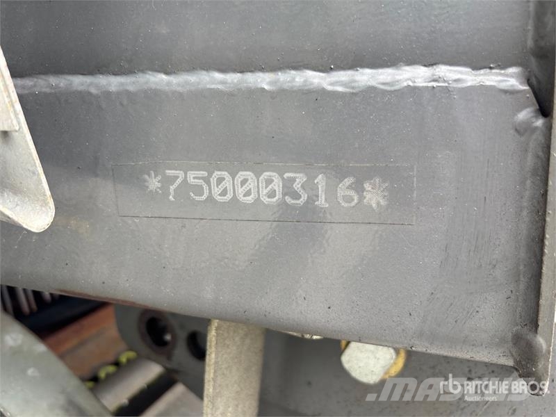 CLAAS Rollant 455 RC Uniwrap Combination Baler Wrapper Wikkelaars