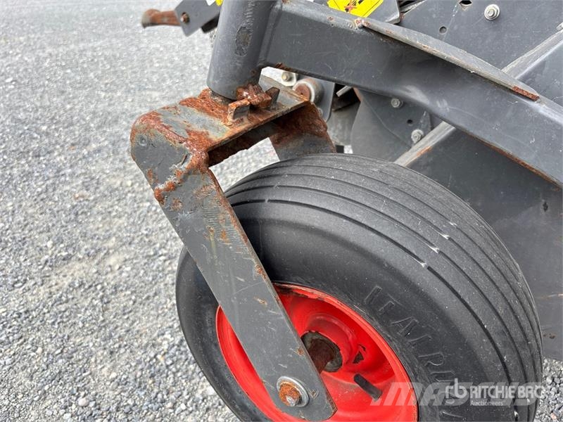 CLAAS Rollant 455 RC Uniwrap Combination Baler Wrapper Wikkelaars