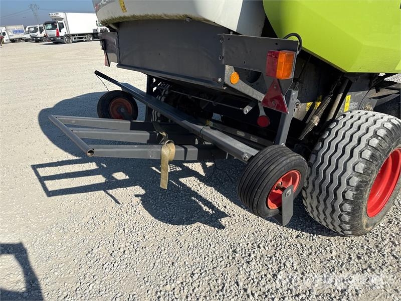CLAAS Variant 360 Round Baler Ritinių presai