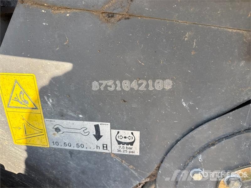 CLAAS Variant 360 Round Baler Ritinių presai