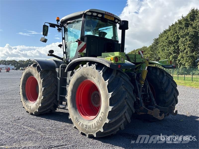 CLAAS Xerion 3300 4WD Tractor Tractoren