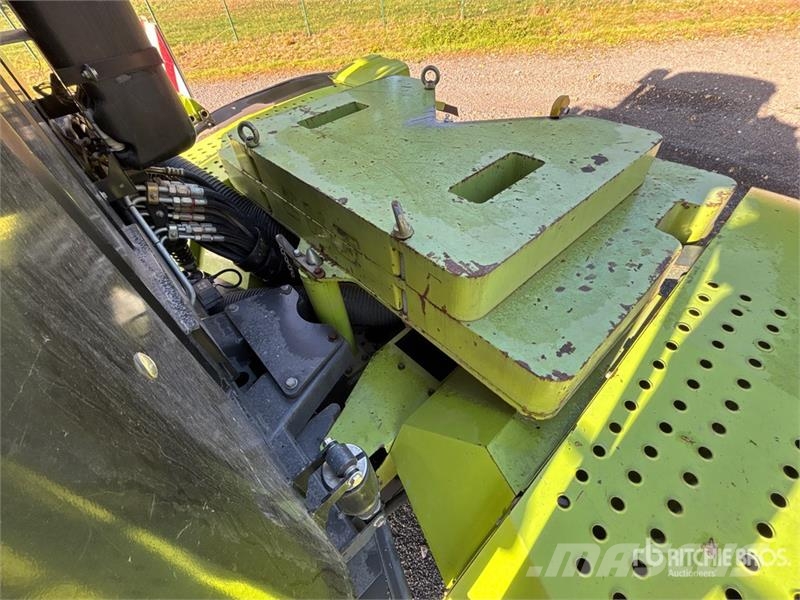 CLAAS Xerion 3300 4WD Tractor Tractoren