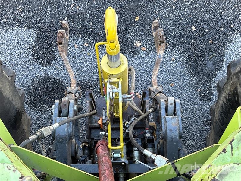 CLAAS Xerion 3300 Trac 4WD Tractor Ciągniki rolnicze