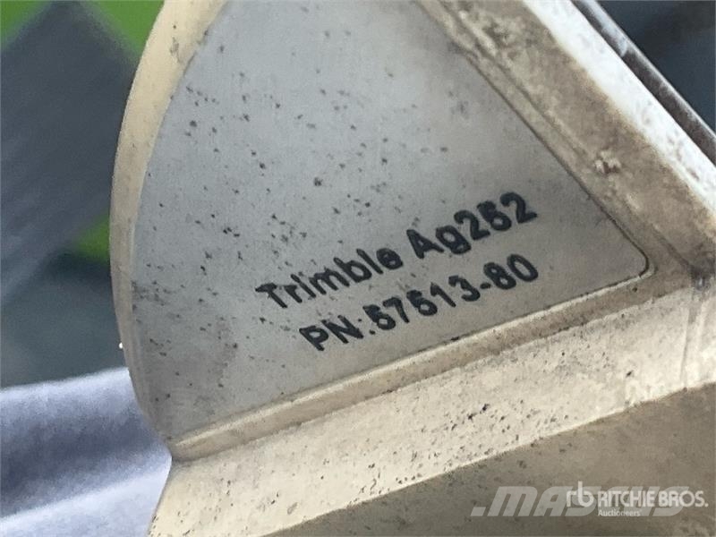 CLAAS Xerion 3300 Trac 4WD Tractor Ciągniki rolnicze