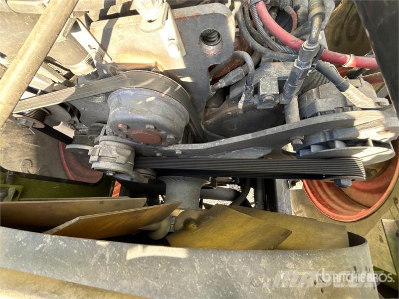 CLAAS Xerion 3300 Trac 4WD Tractor Ciągniki rolnicze