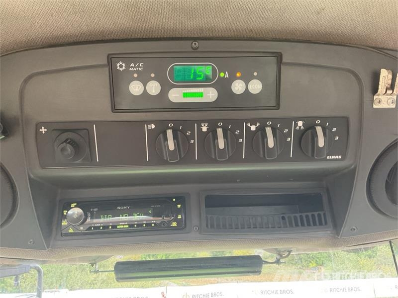 CLAAS Xerion 3300 Trac VC 4WD Tractor Tractors