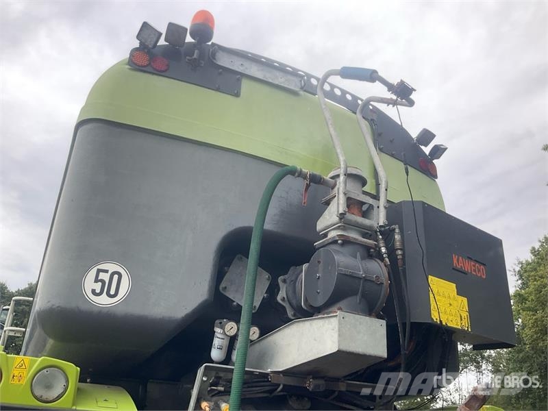 CLAAS Xerion 4000 Saddle Trac 4WD Tractor 曳引機
