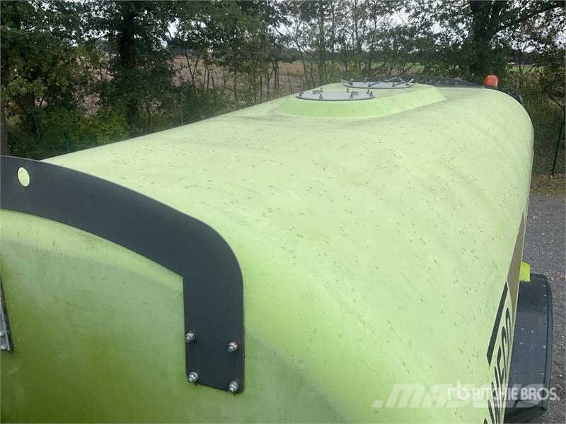 CLAAS Xerion 4000 Saddle Trac 4WD Tractor 曳引機