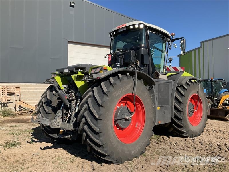 CLAAS XERION 4500 VC 4WD Tractor Traktori