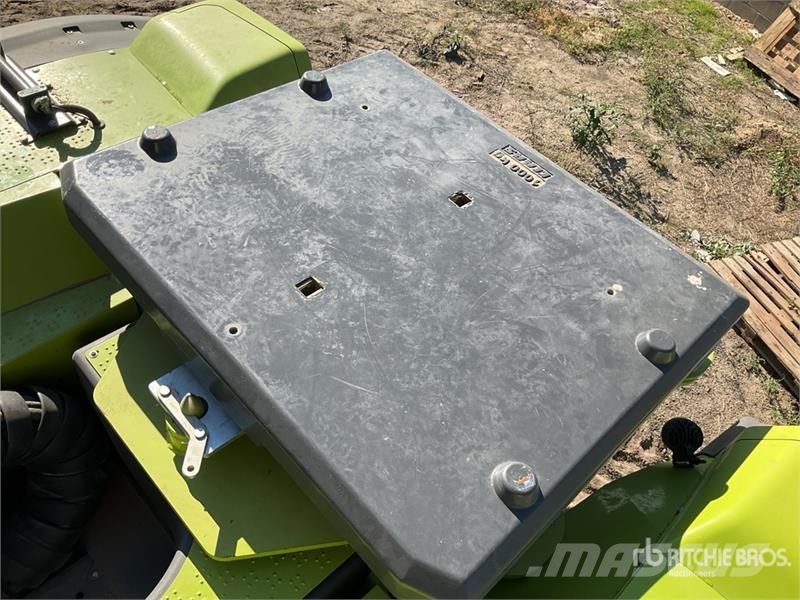 CLAAS XERION 4500 VC 4WD Tractor Traktori