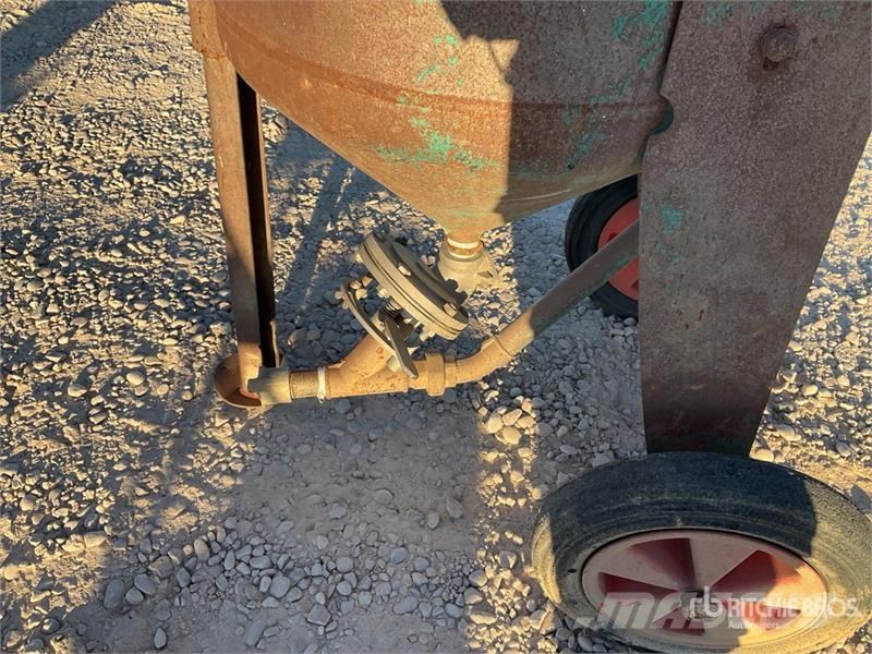 Clemco SCWB-2452 Sand Blaster Construcción - Otros