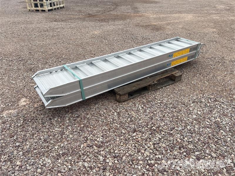 CLM 148.30L Qte De Rampes Aluminium Qty Of Aluminium L Muud osad