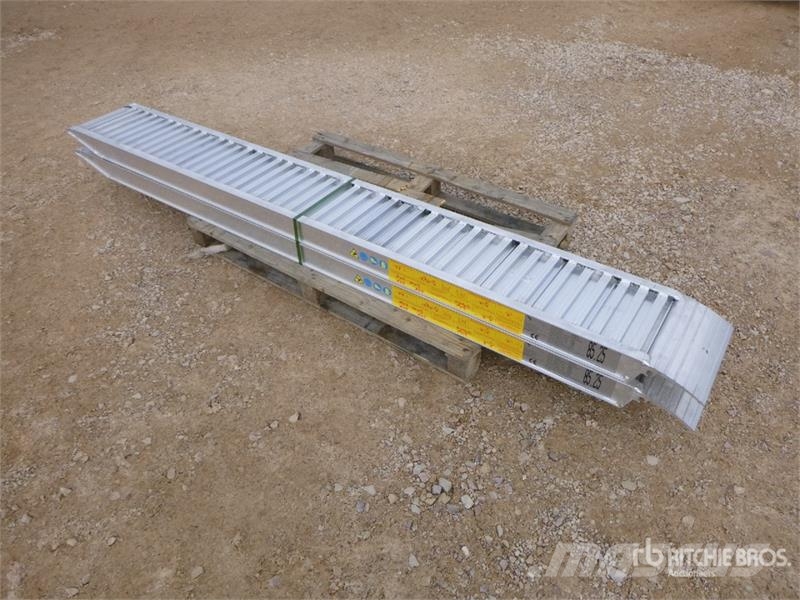 CLM 85.25 Qte De Rampes Aluminium (Non Utilise) Qty Of Andre komponenter
