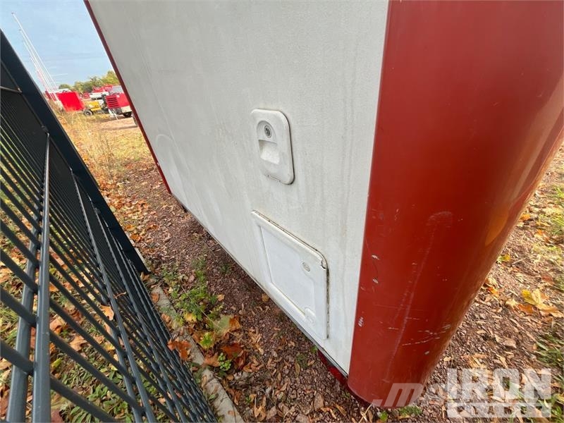 CNSE 2REC1 S/A Enclosed Trailer Prikolice zabojniki
